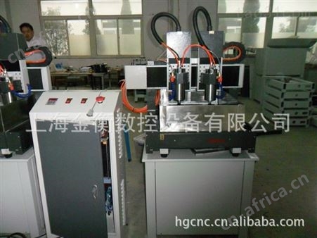  精雕机   工艺品雕刻机   三维雕刻机   金属雕刻机