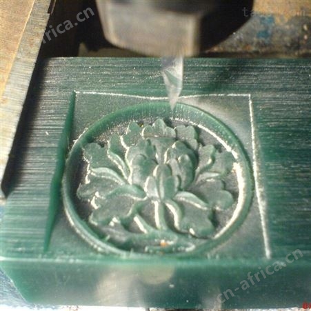 供应高精度治具雕刻机，软金属雕刻机JH7090