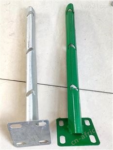 新乡支持定制支架护栏隔离栏防盗网支架墙头V型支架