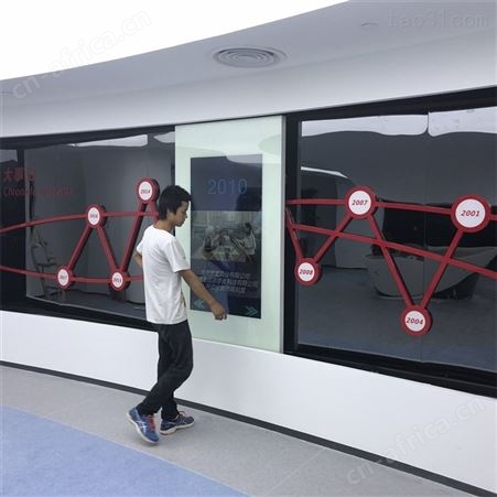 摩拓为科技 数字展厅展馆电动智能移动滑轨屏