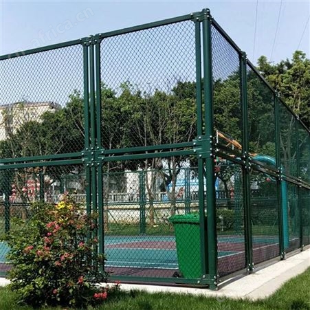 华丽体育围网栅栏足球场地围网篮球场地围网体育馆围网类产品PE包塑围网