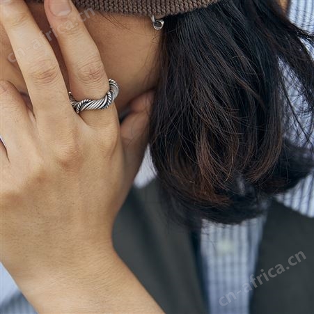 意轩手工编织戒指男士复古潮流指环小众设计中指饰品厂家直供