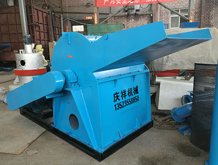 锯末粉碎机